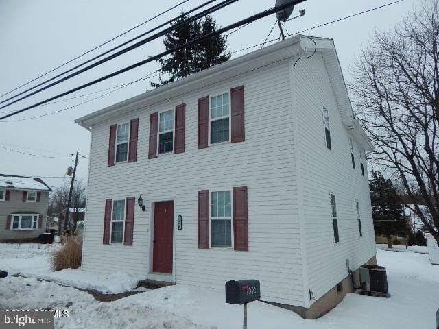 1096 Bloom Road photo 2
