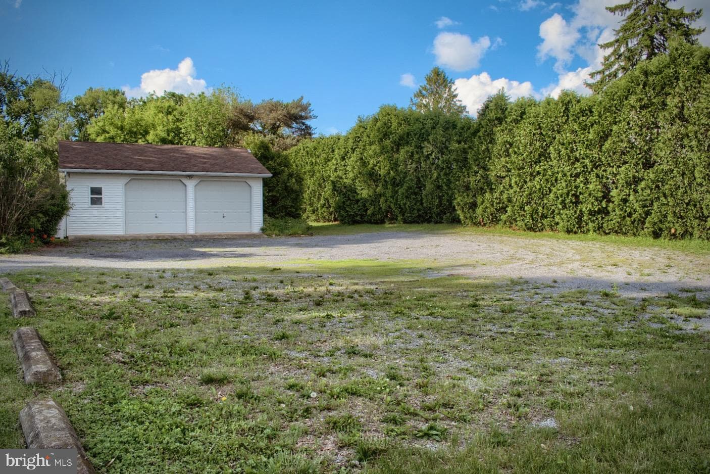 1025 Bloom Road photo 5