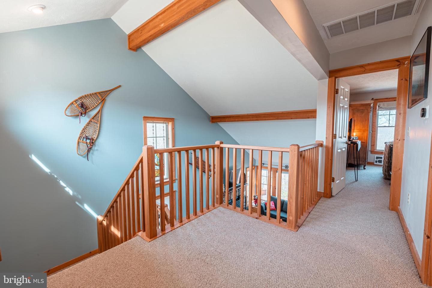 208 Sycamore Court photo 23