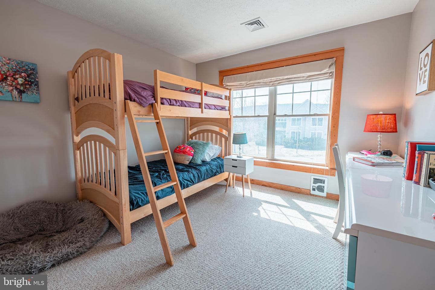 208 Sycamore Court photo 24