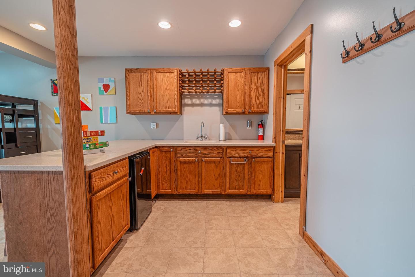 208 Sycamore Court photo 32