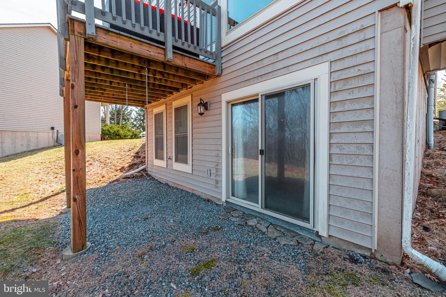 208 Sycamore Court photo 38