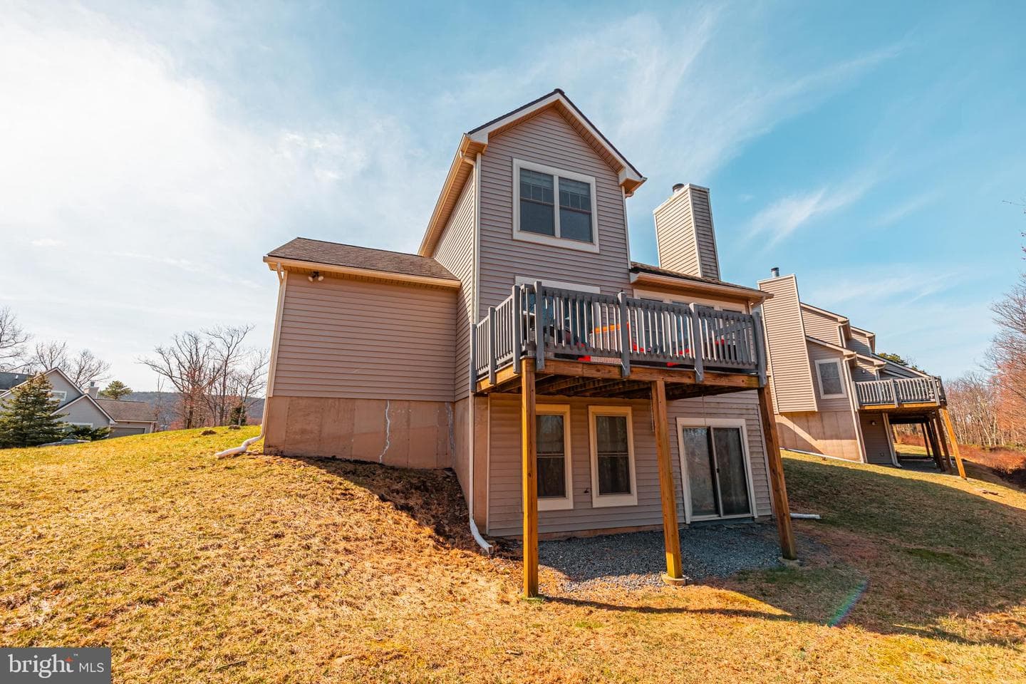 208 Sycamore Court photo 40