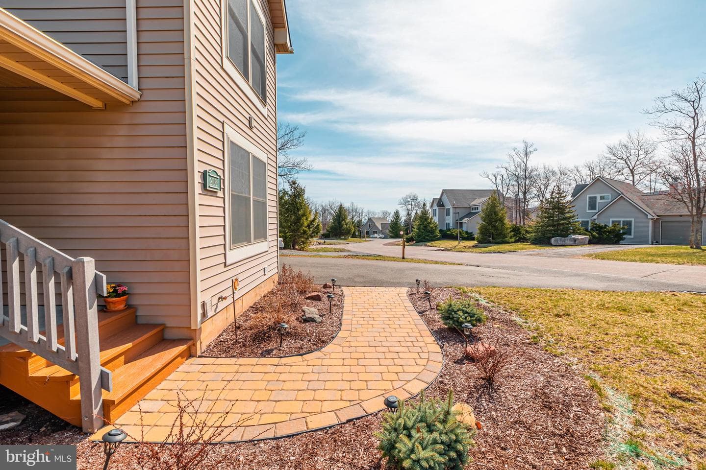 208 Sycamore Court photo 43