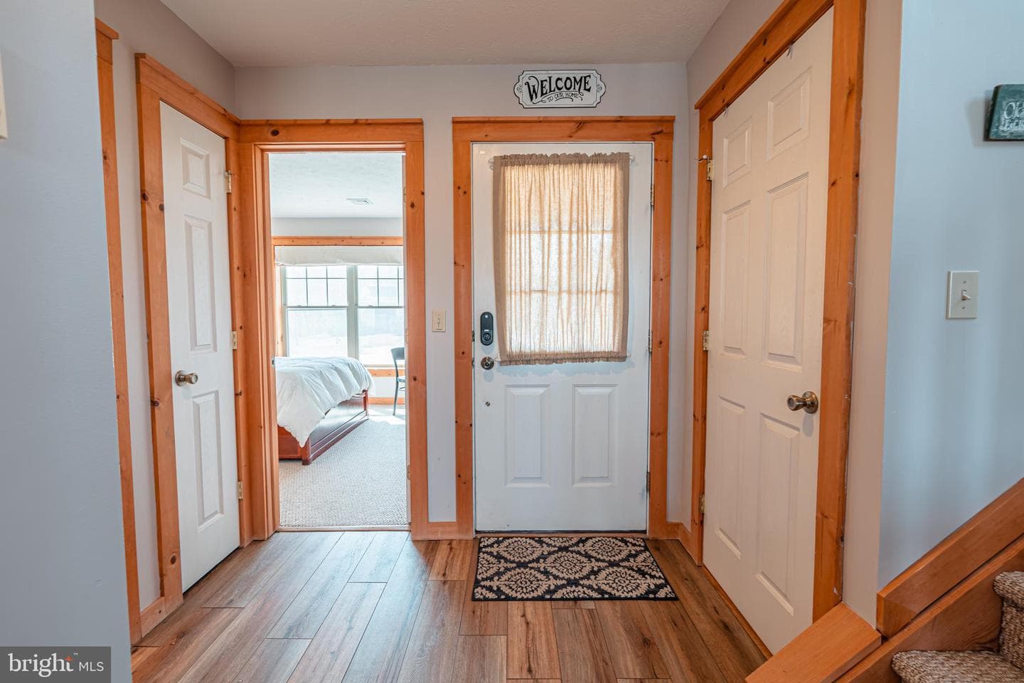 208 Sycamore Court photo 6