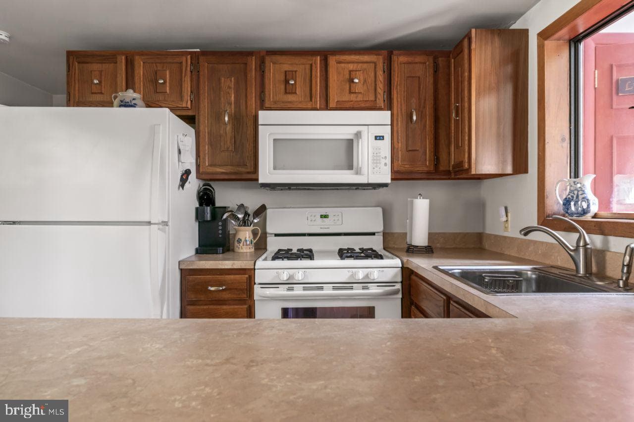 166 Tepee Drive photo 20