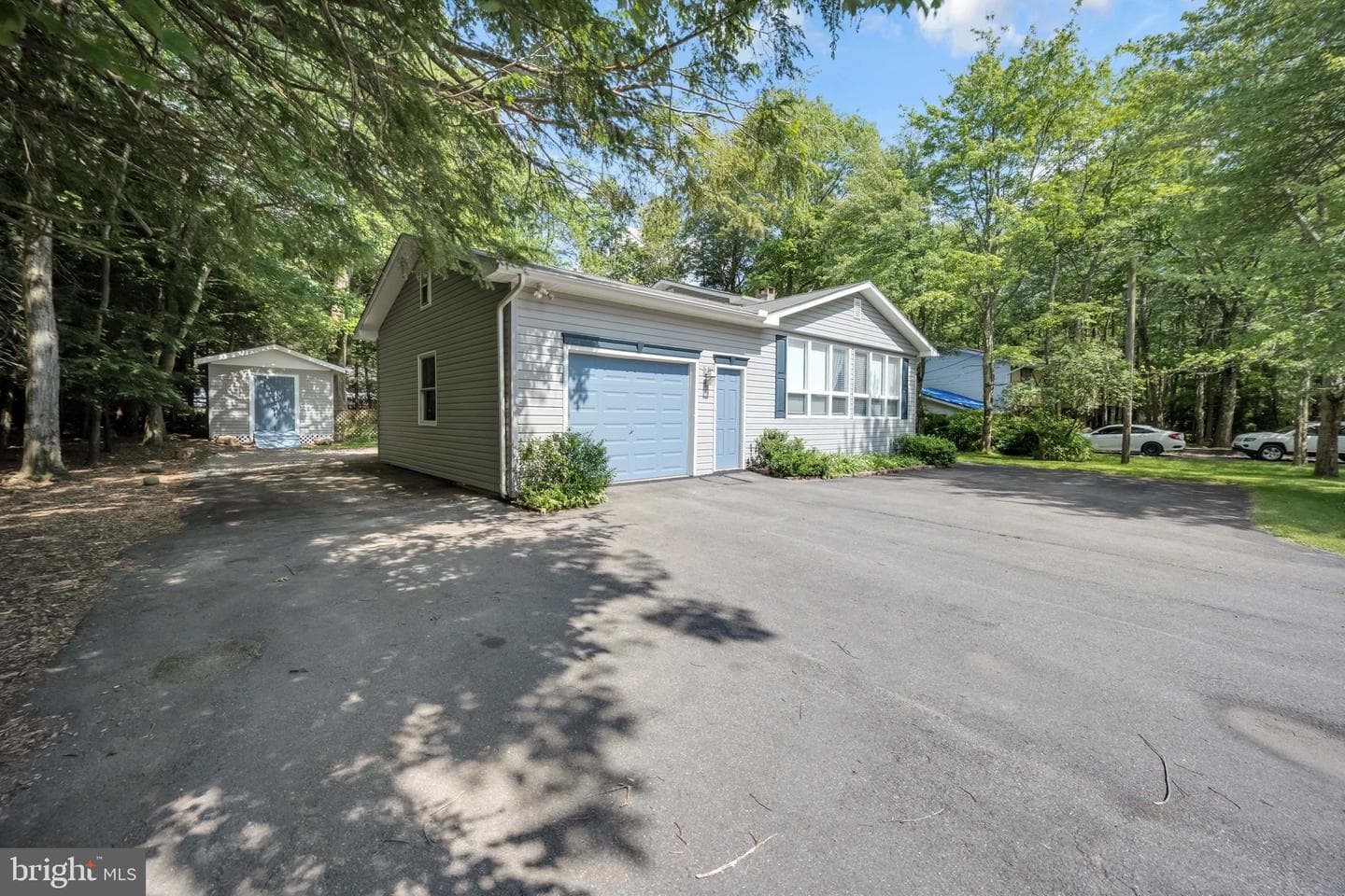 362 Scotch Pine Drive photo 5