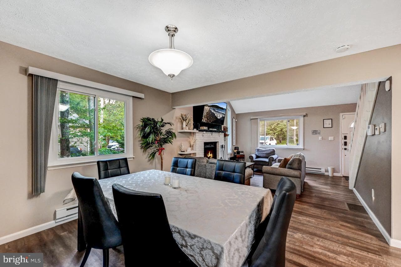 1335 Cambell Way photo 14