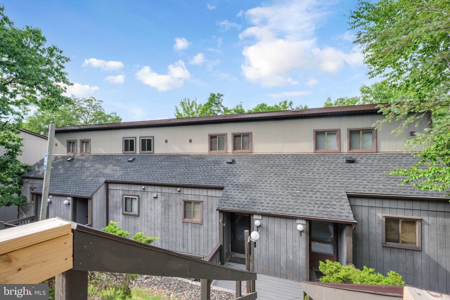 203 Sunbird Way photo 2