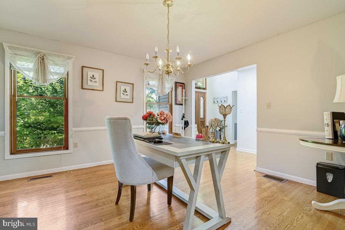 109 Woods Way photo 7