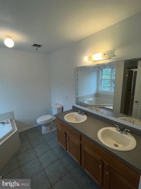 305 Victoria Way photo 22