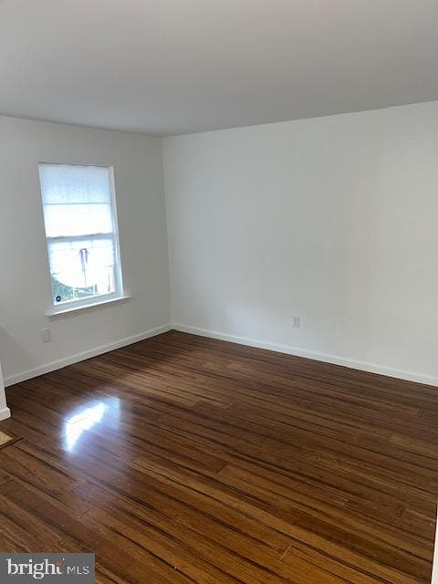 305 Victoria Way photo 25