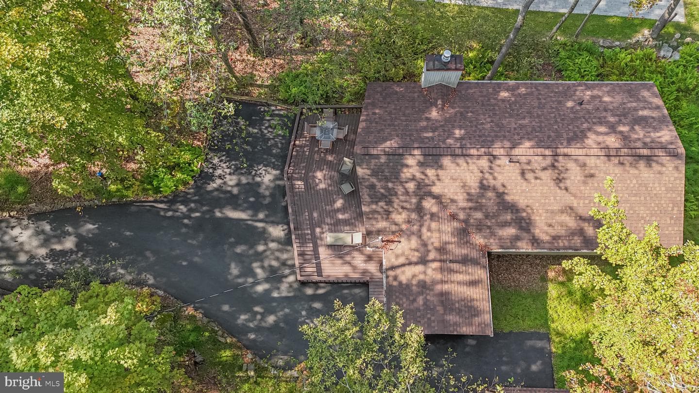 115 Maxatawny Drive photo 31