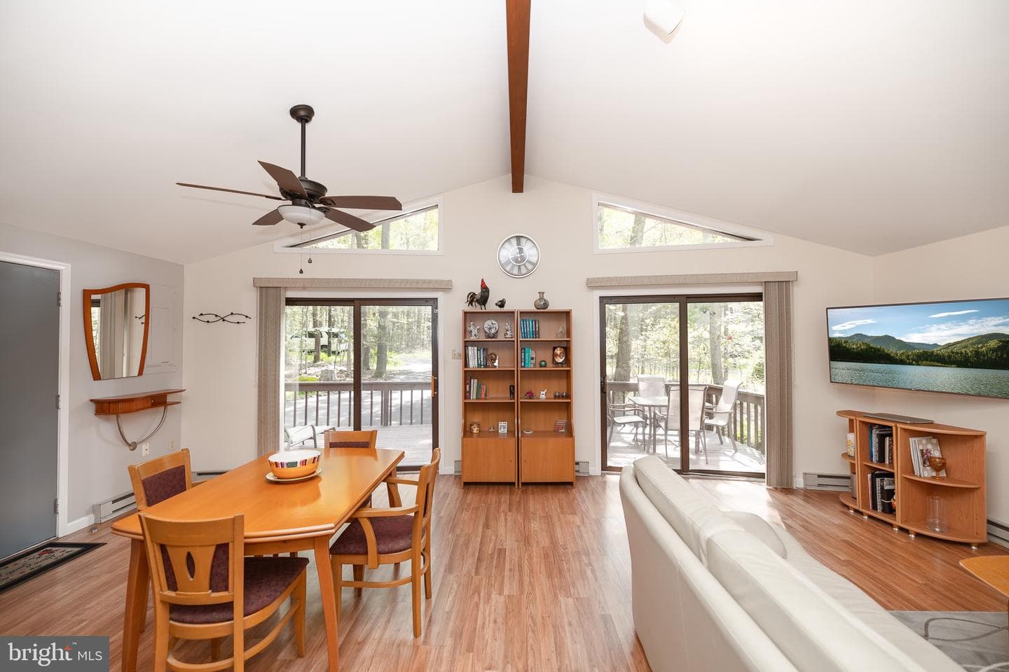 115 Maxatawny Drive photo 5