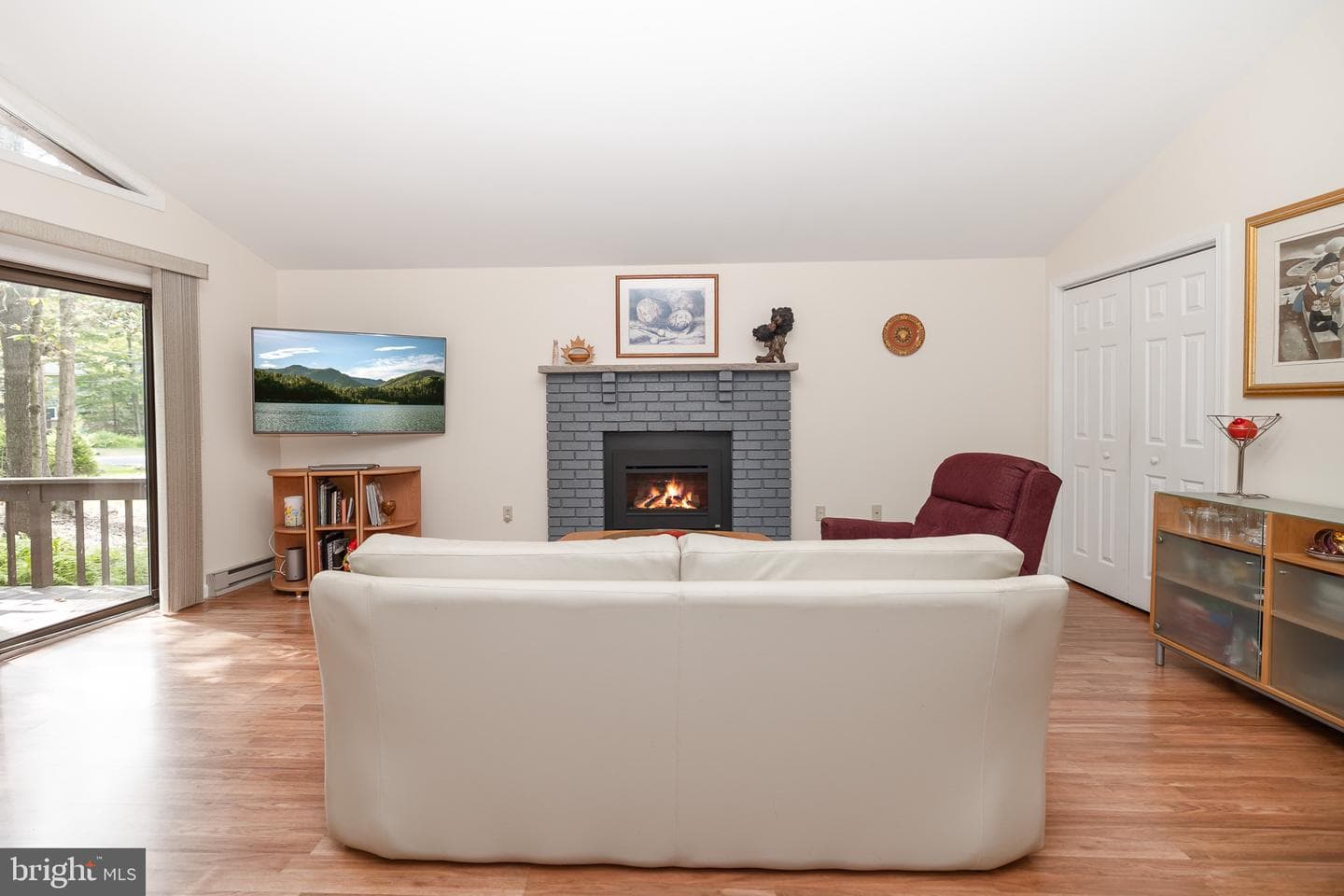 115 Maxatawny Drive photo 7