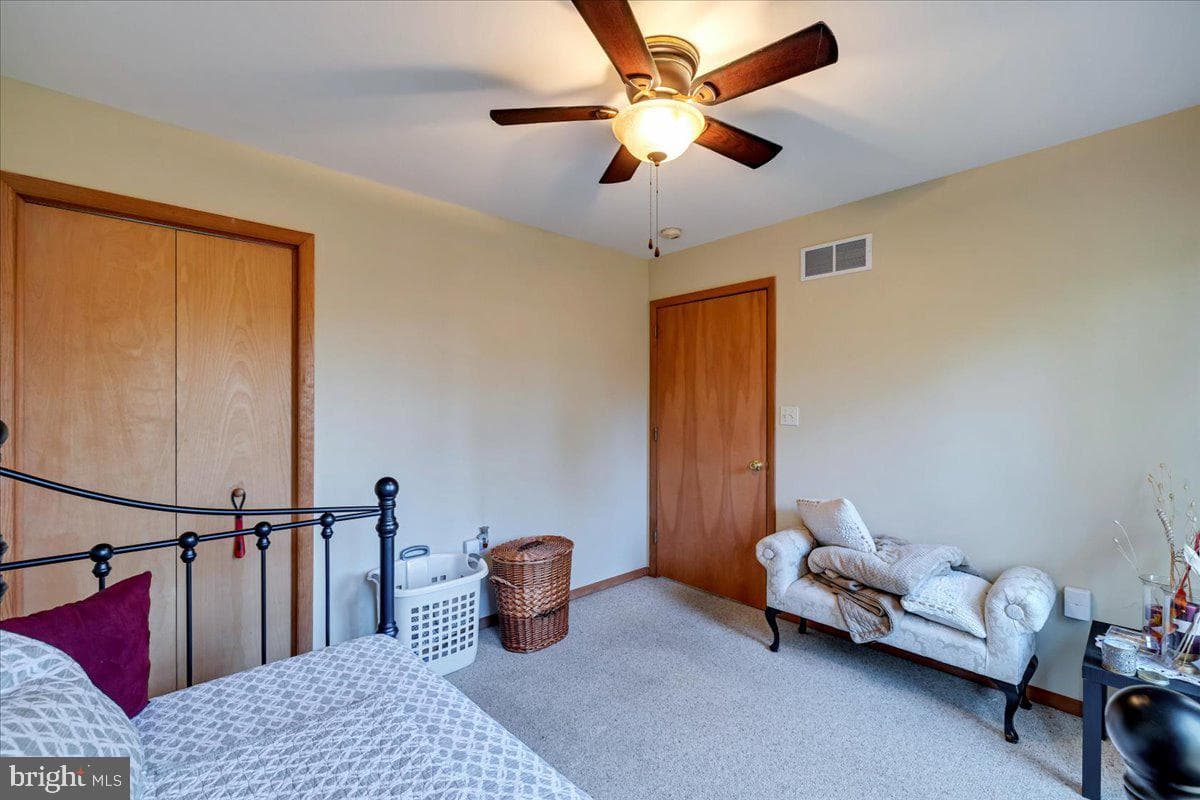 216 Spicebush Drive photo 40