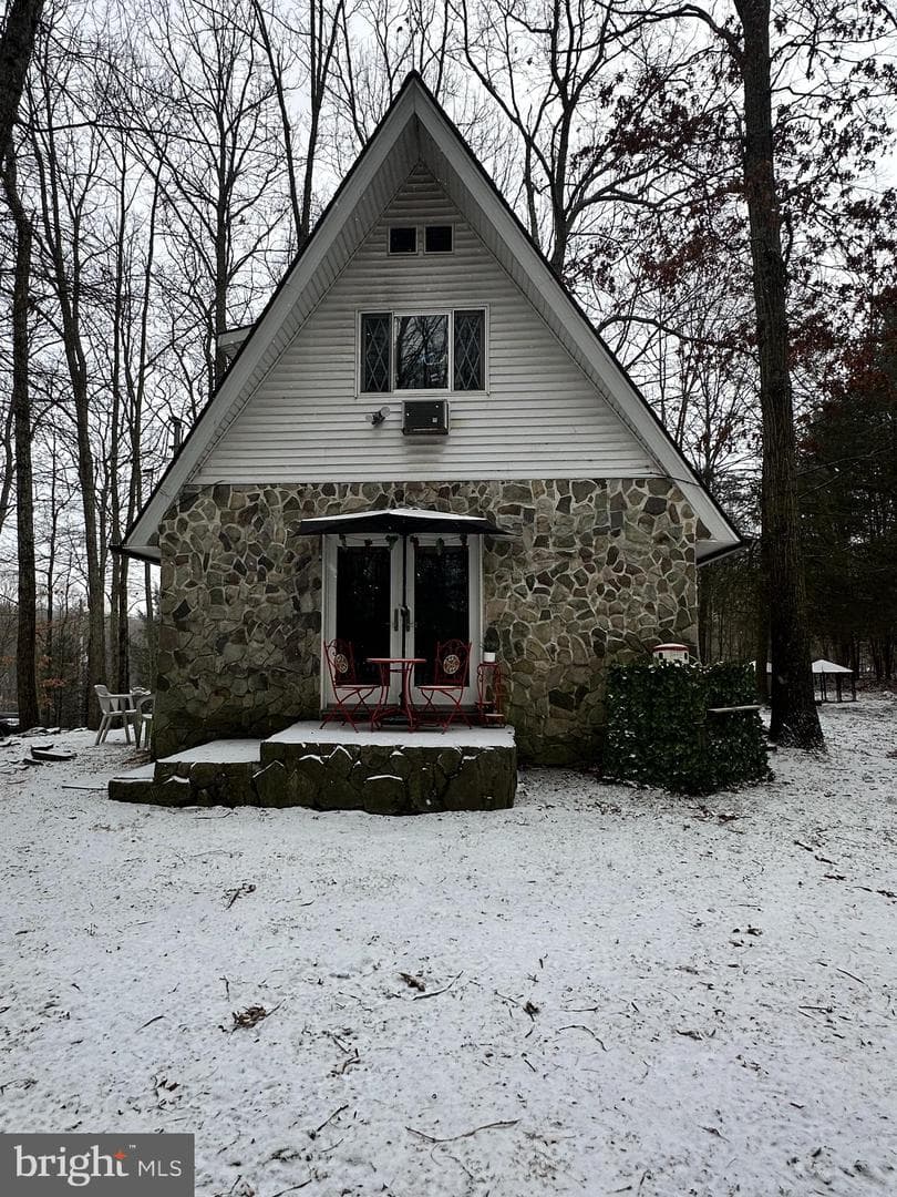 135 Bernadine Road photo 5