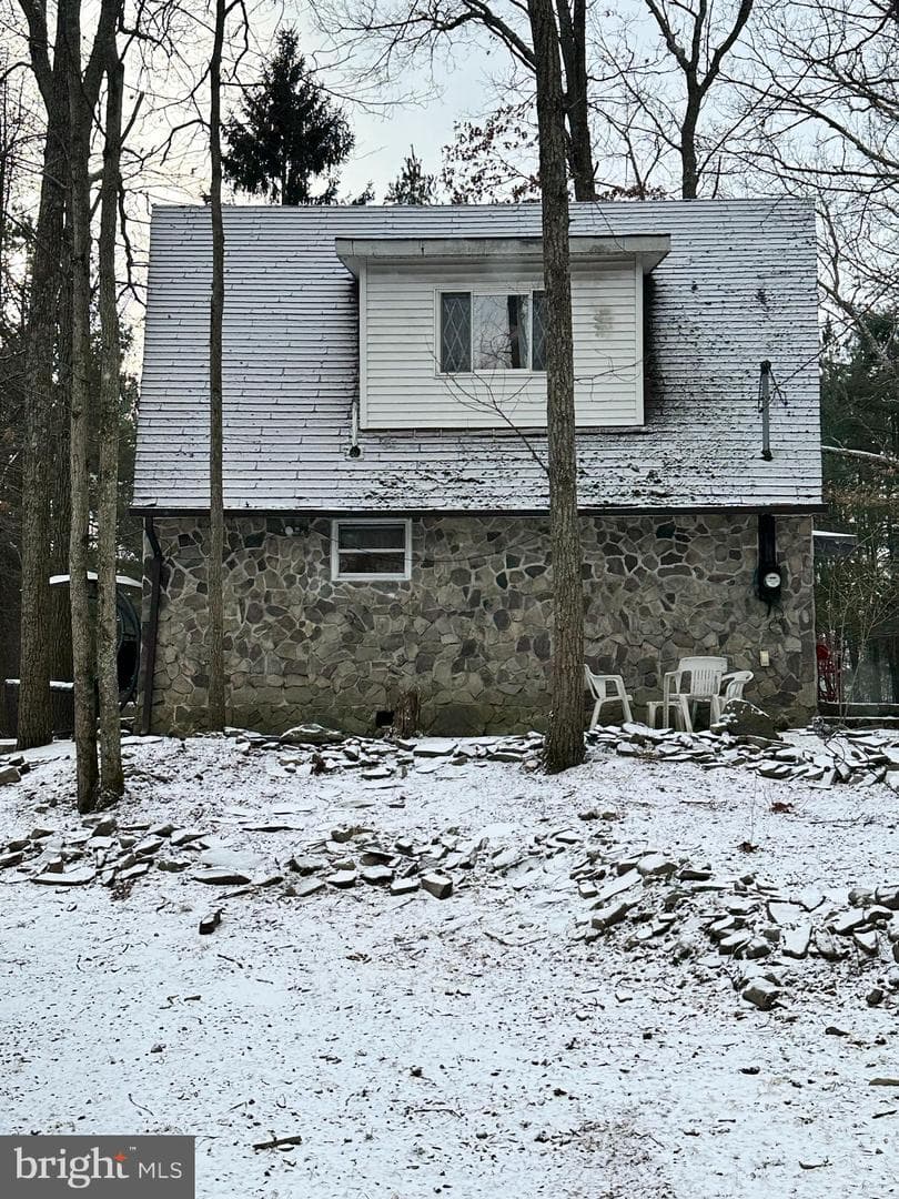 135 Bernadine Road photo 6