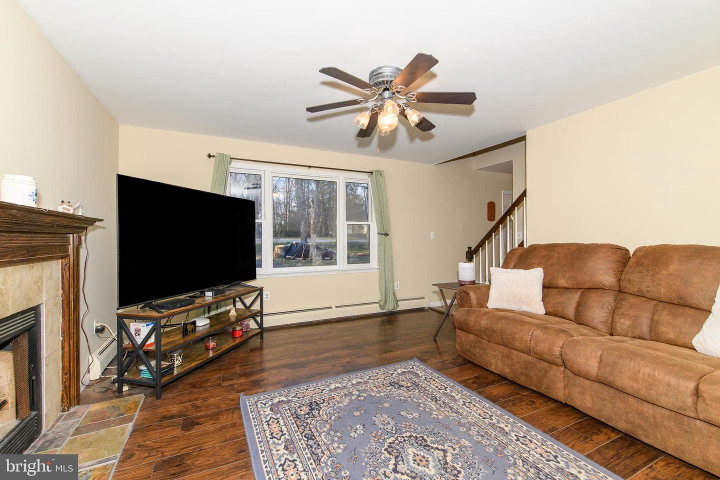 219 Robins Court photo 11