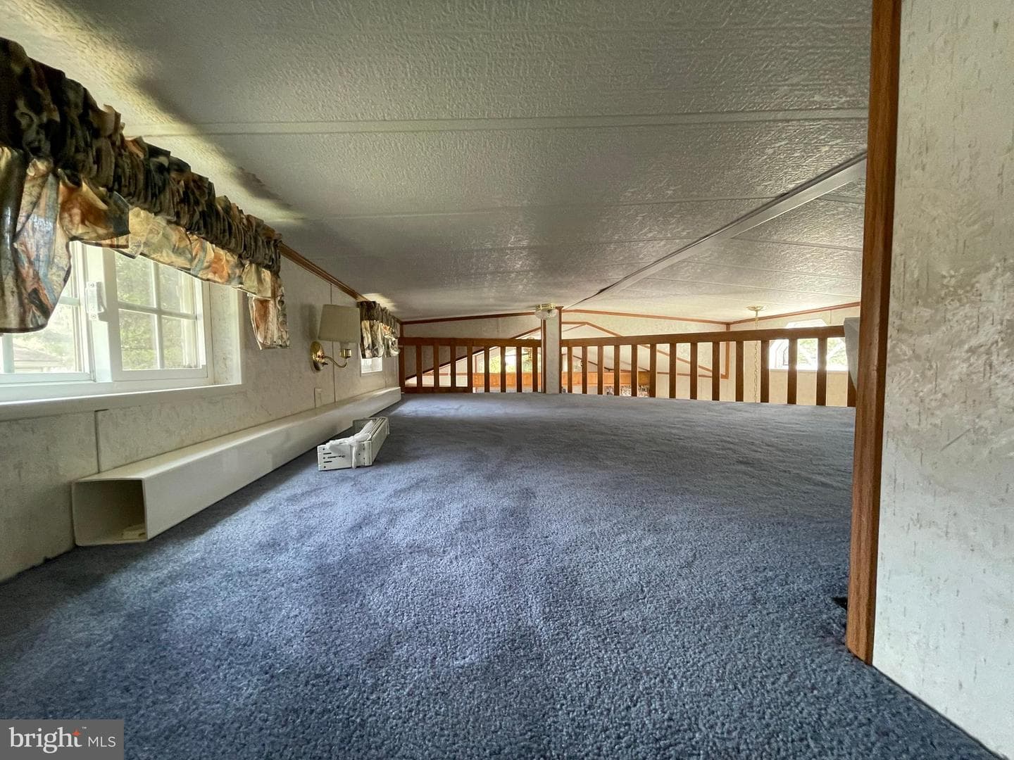 421 Campstead Circle photo 4