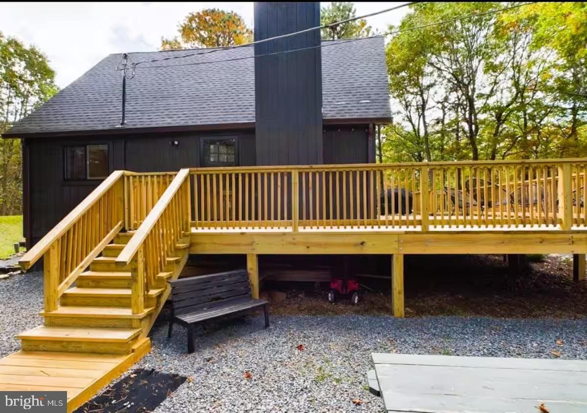 124 White Tail Lane photo 3