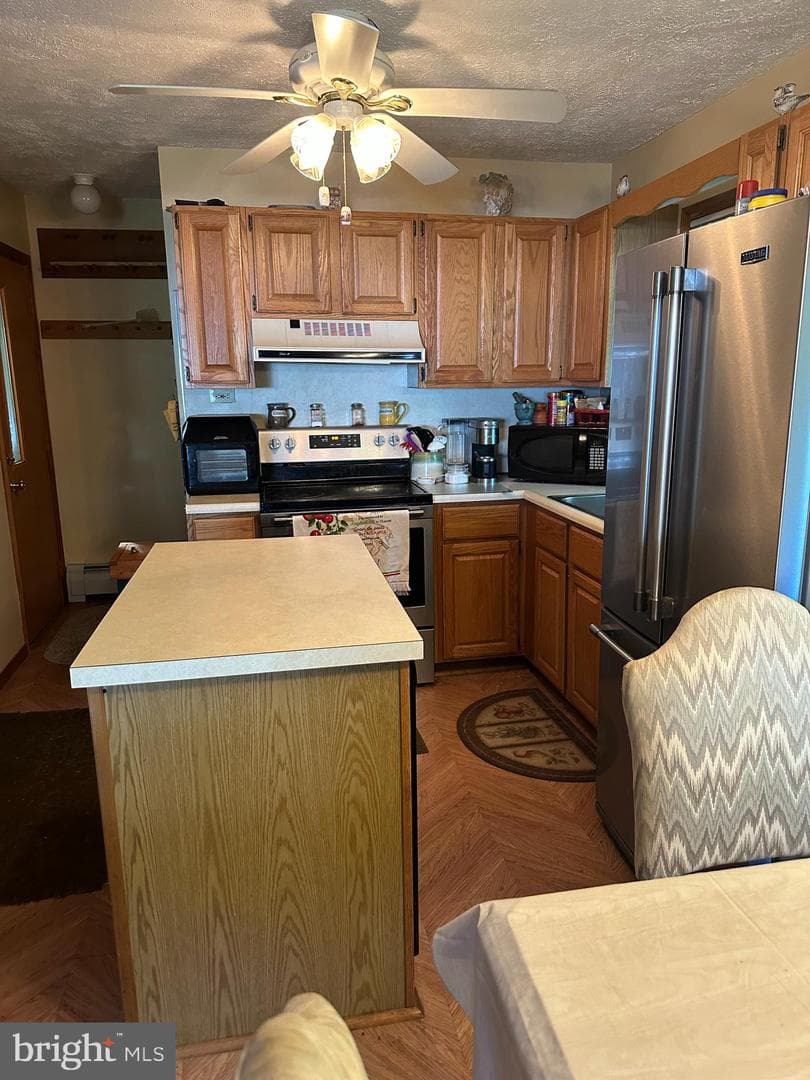 202 Tepee Drive photo 10