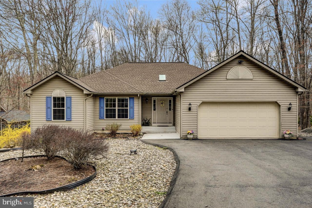 3115 Sparrow Court photo 4