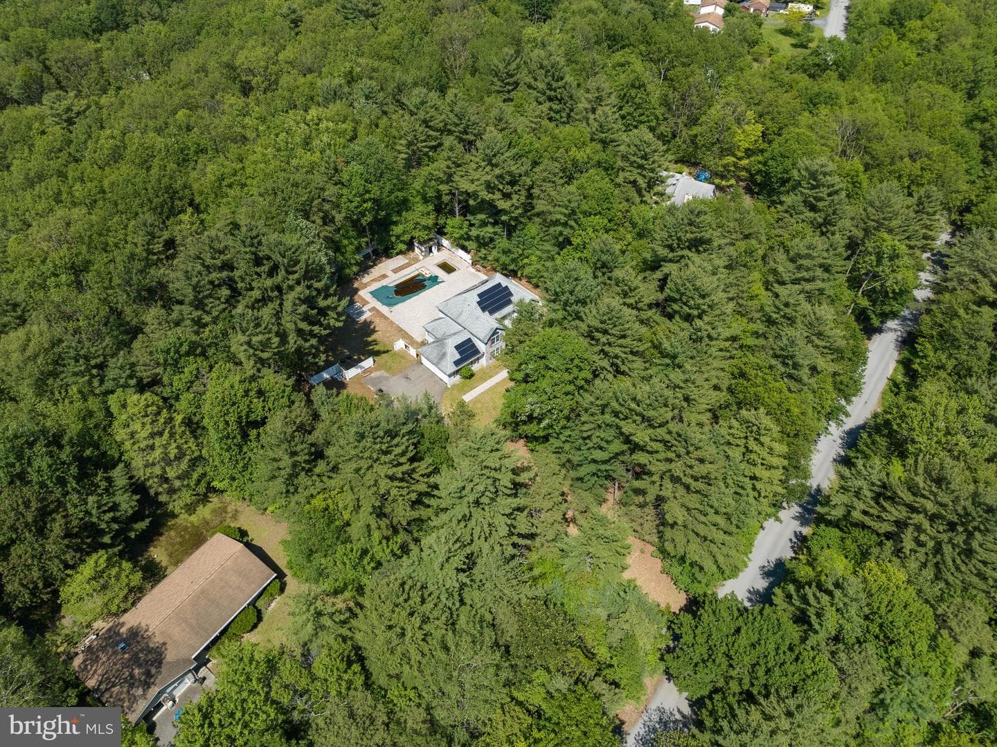 2299 Long Acre Drive photo 7