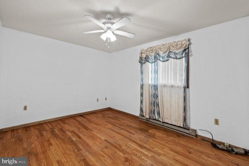 1041 Country Place Drive photo 7
