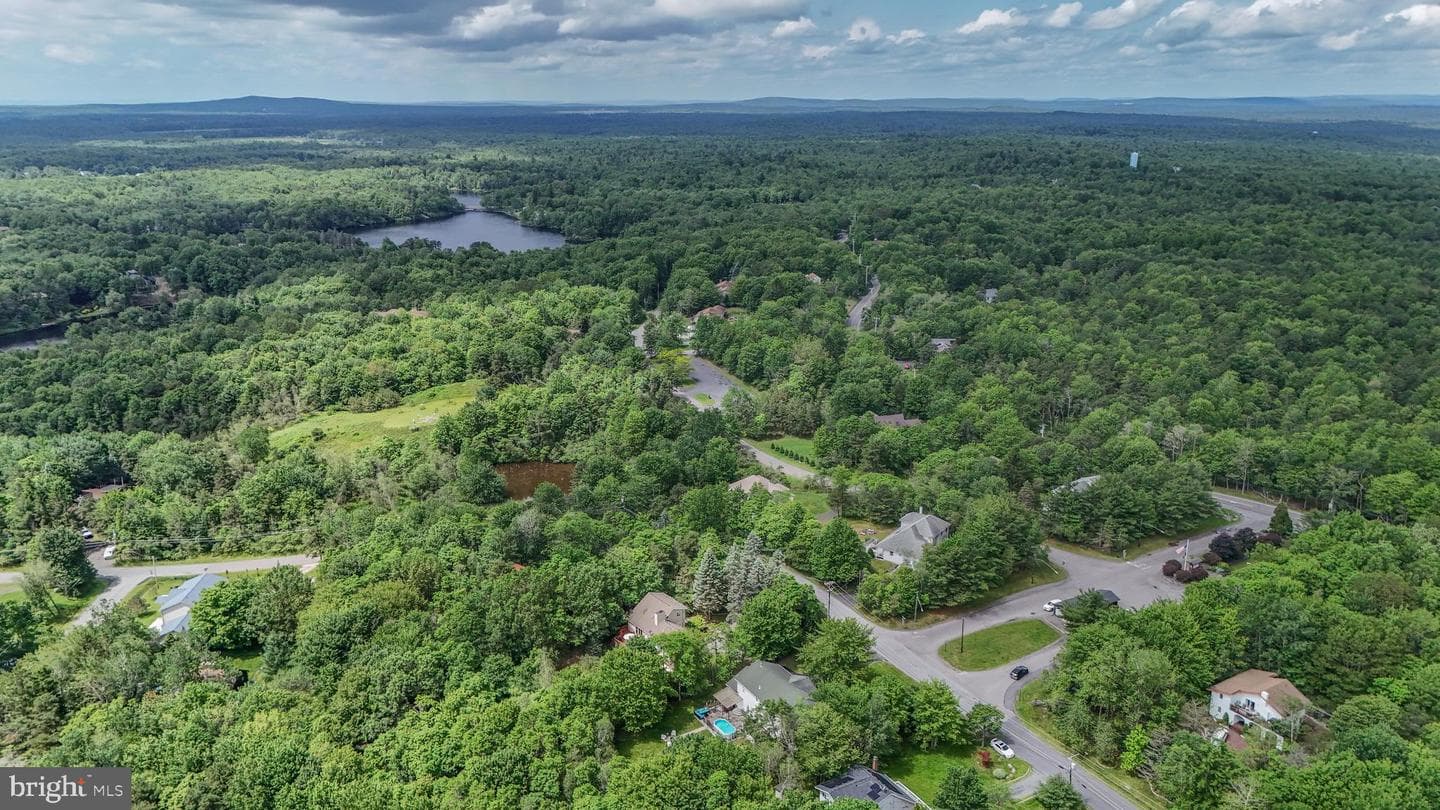 672 Clearview Drive photo 60