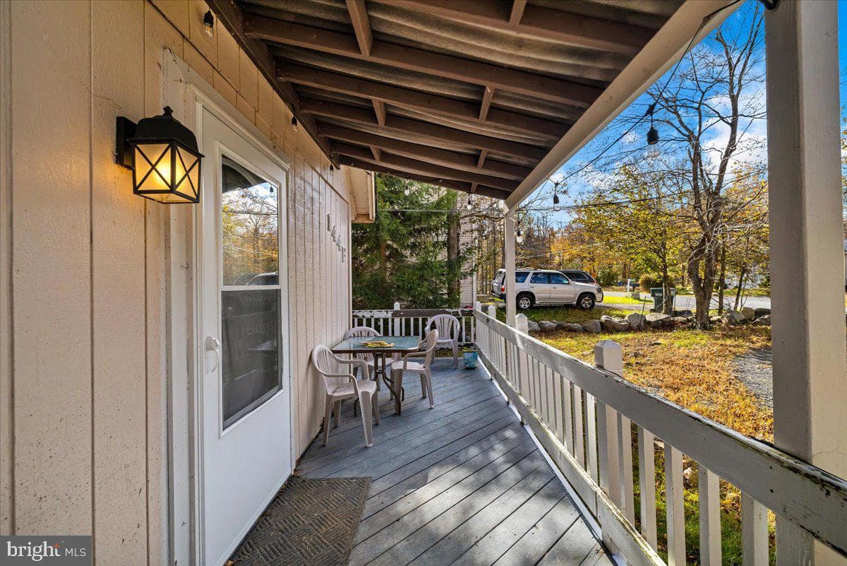 6309 Ventnor Drive photo 9