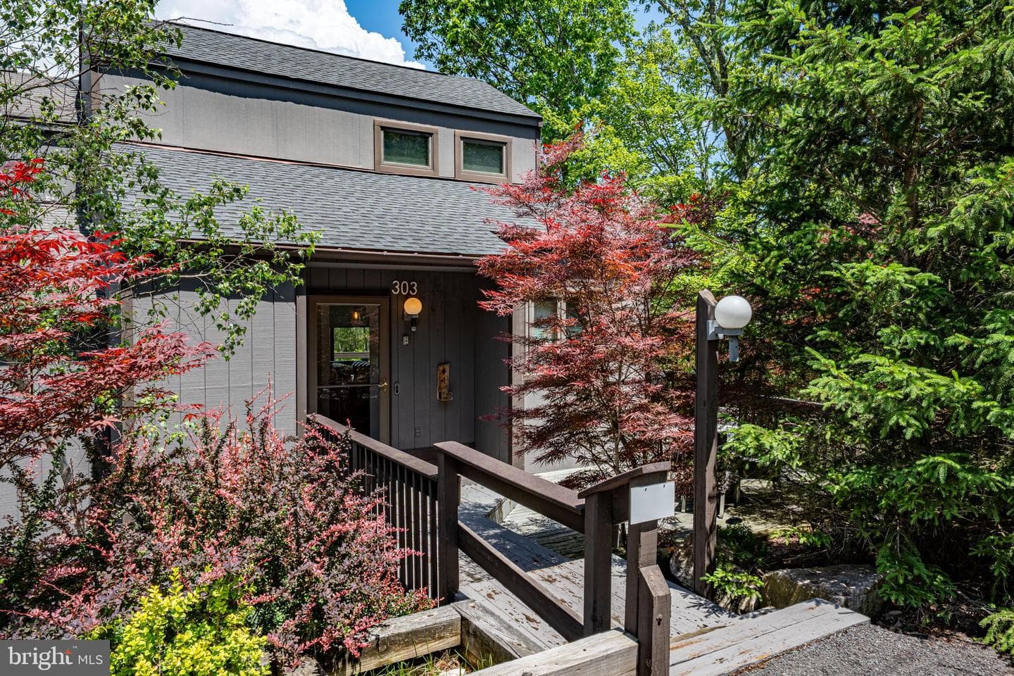 303 Cross Country Lane photo 1