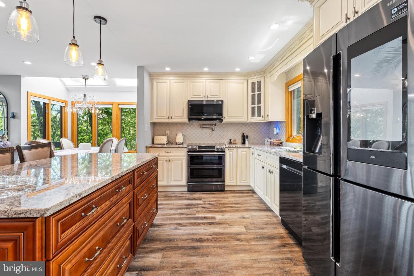 303 Cross Country Lane photo 10