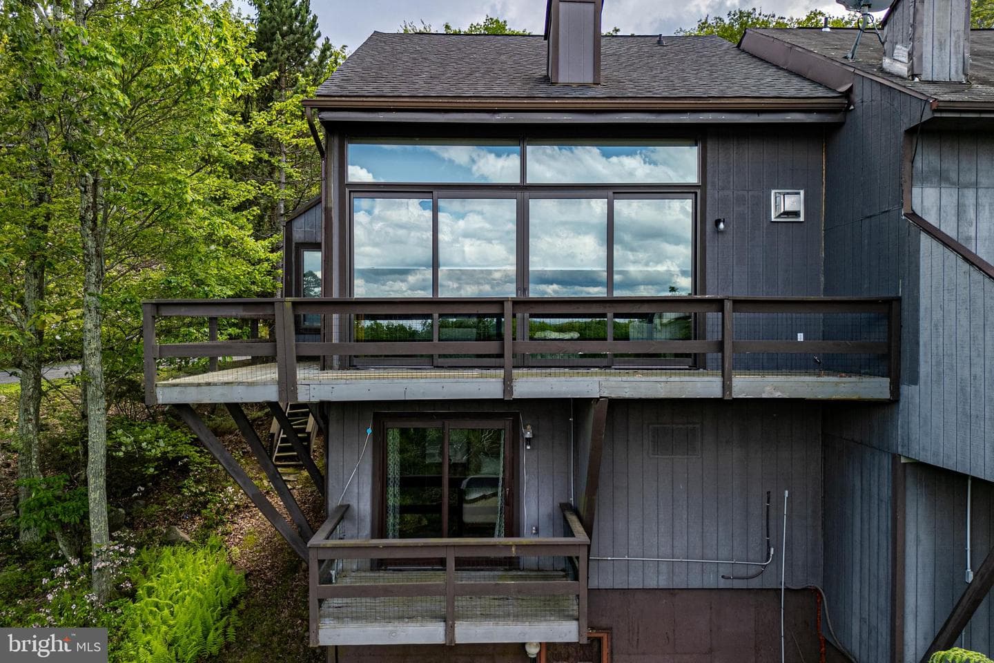 303 Cross Country Lane photo 5
