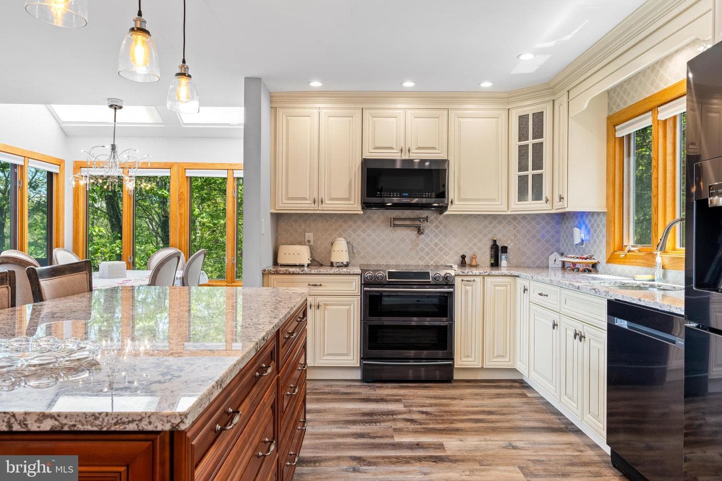 303 Cross Country Lane photo 8