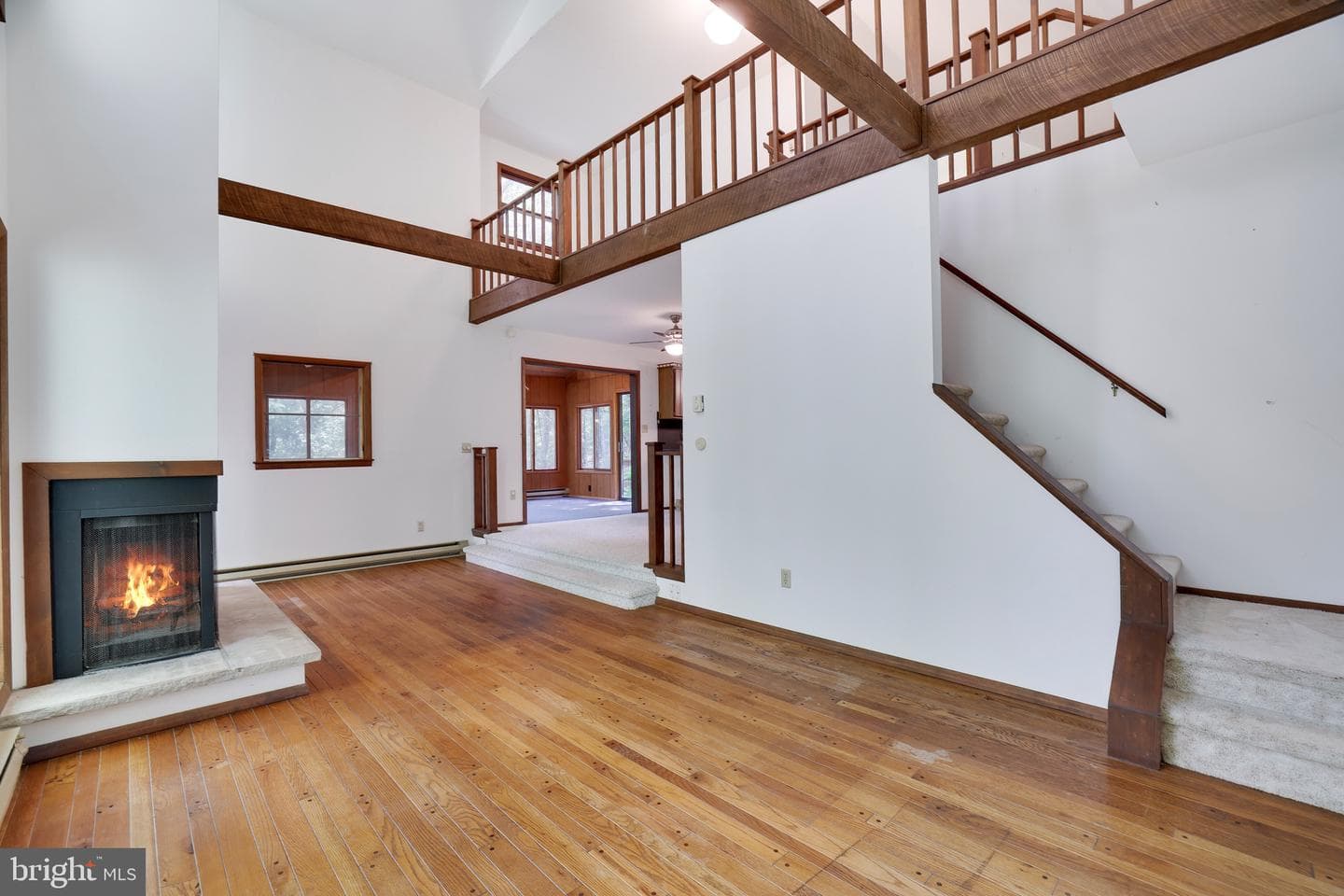 424 Iroquois Loop photo 15