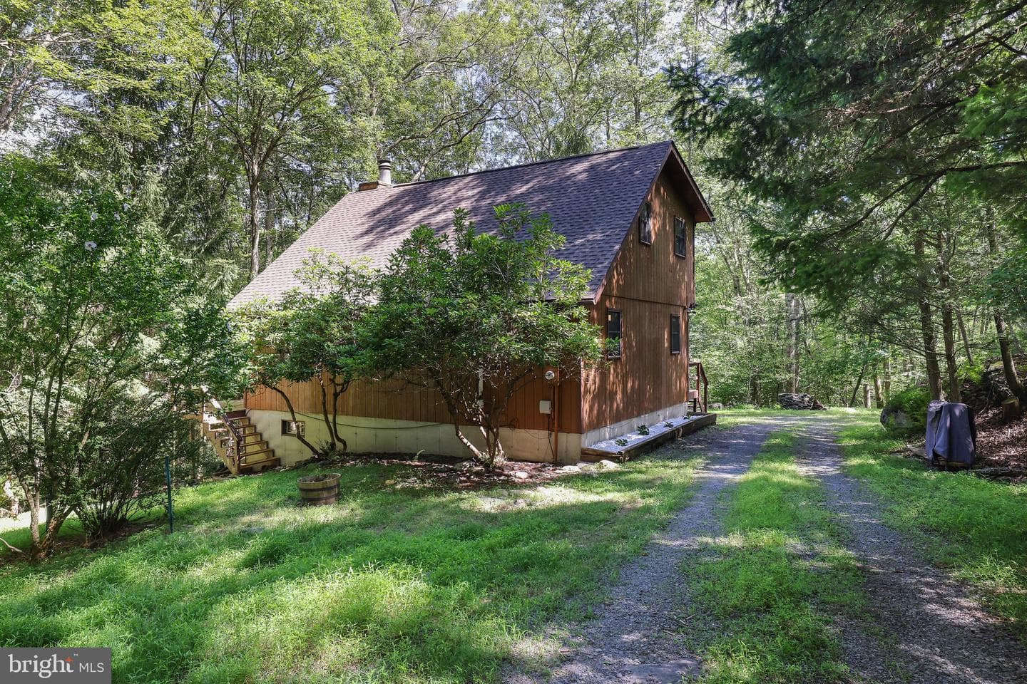 424 Iroquois Loop photo 6