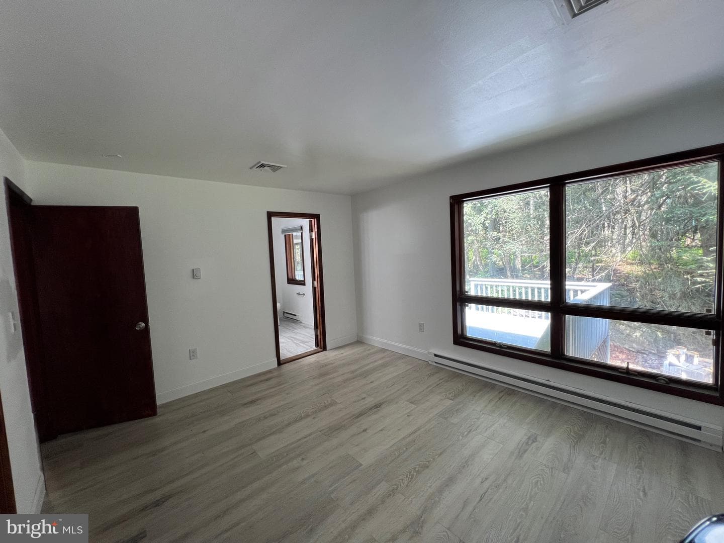 2533 Country Club Drive photo 10