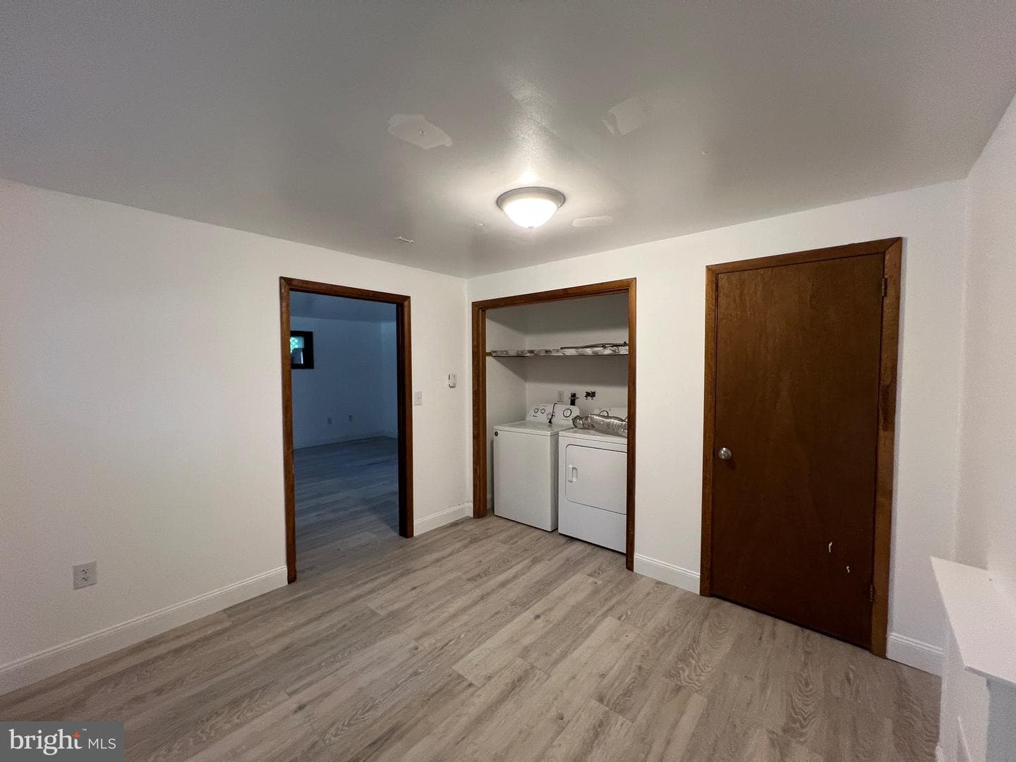 2533 Country Club Drive photo 14