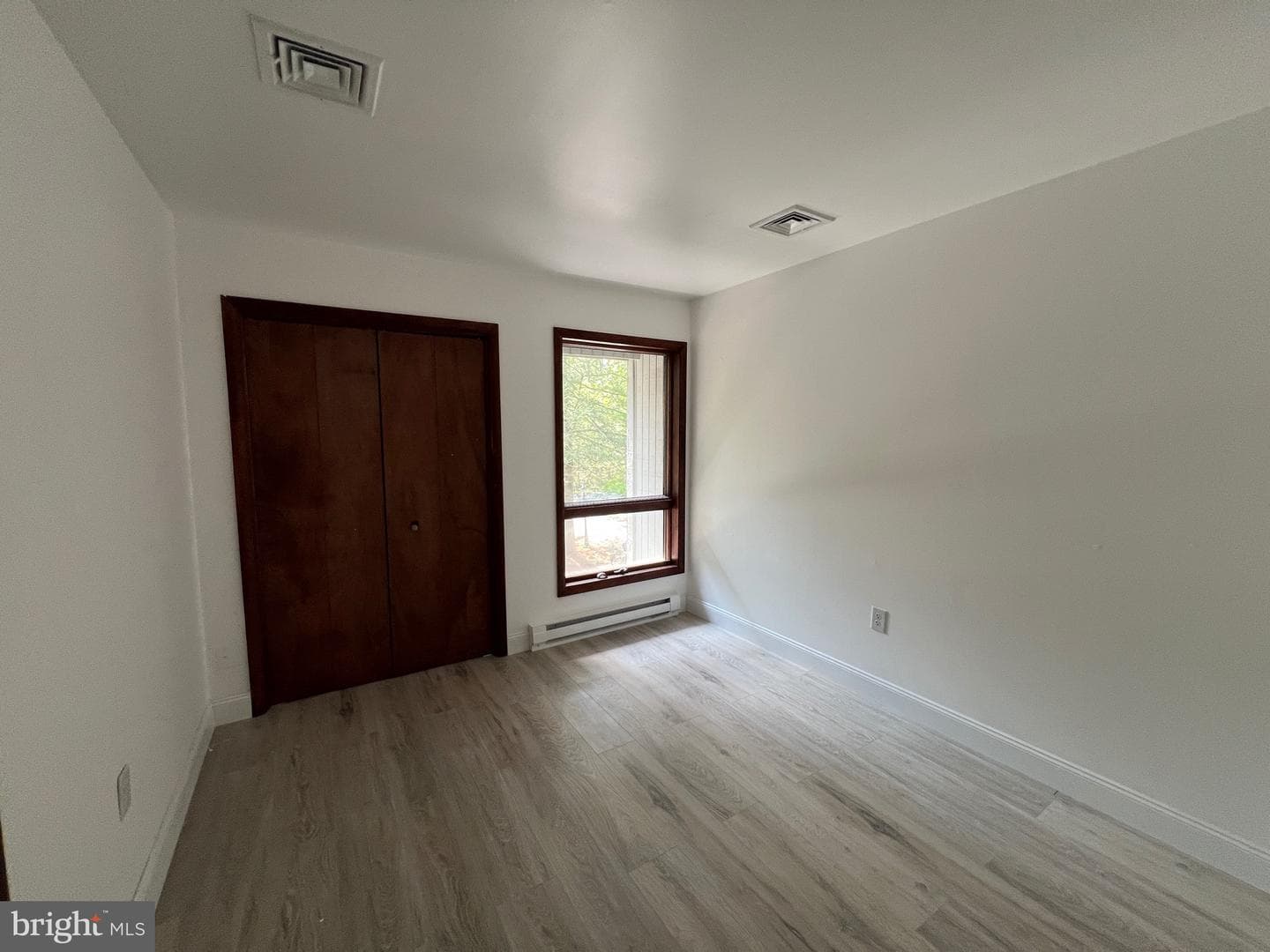 2533 Country Club Drive photo 18