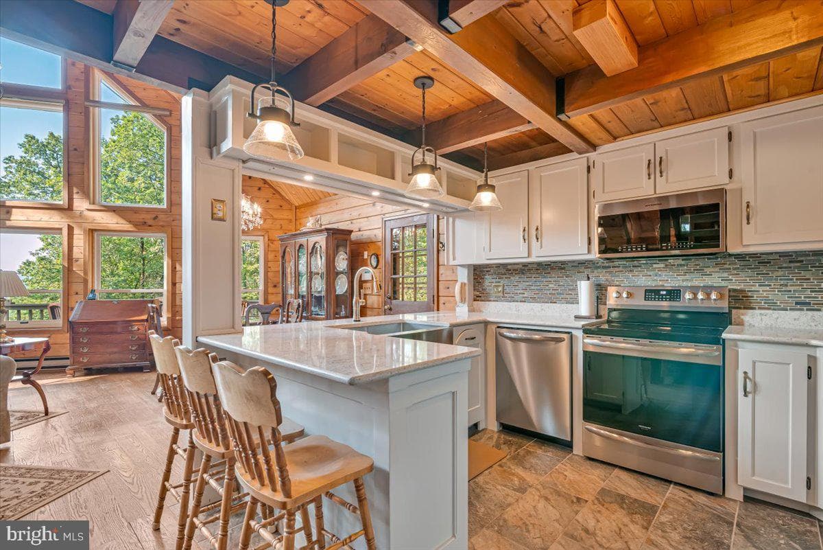 141 Longview Drive photo 17