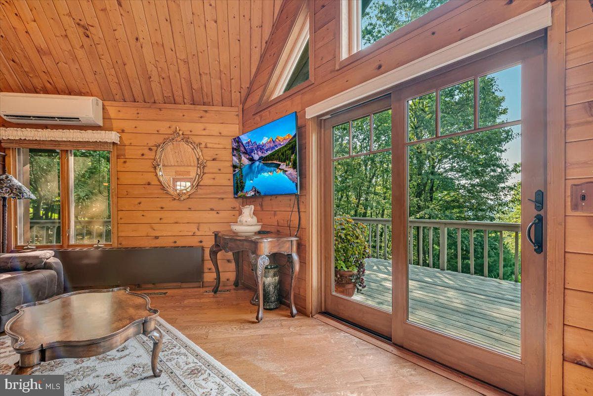141 Longview Drive photo 19