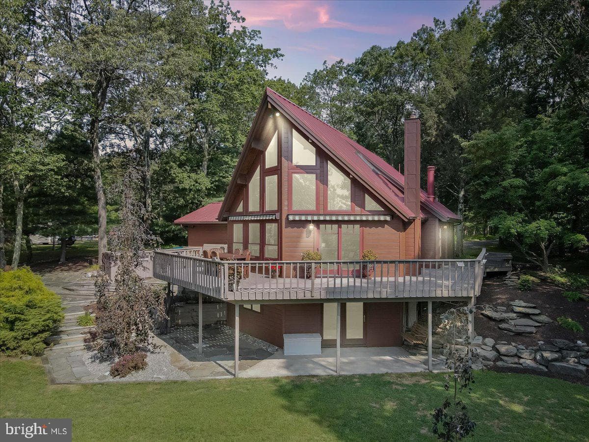141 Longview Drive photo 3
