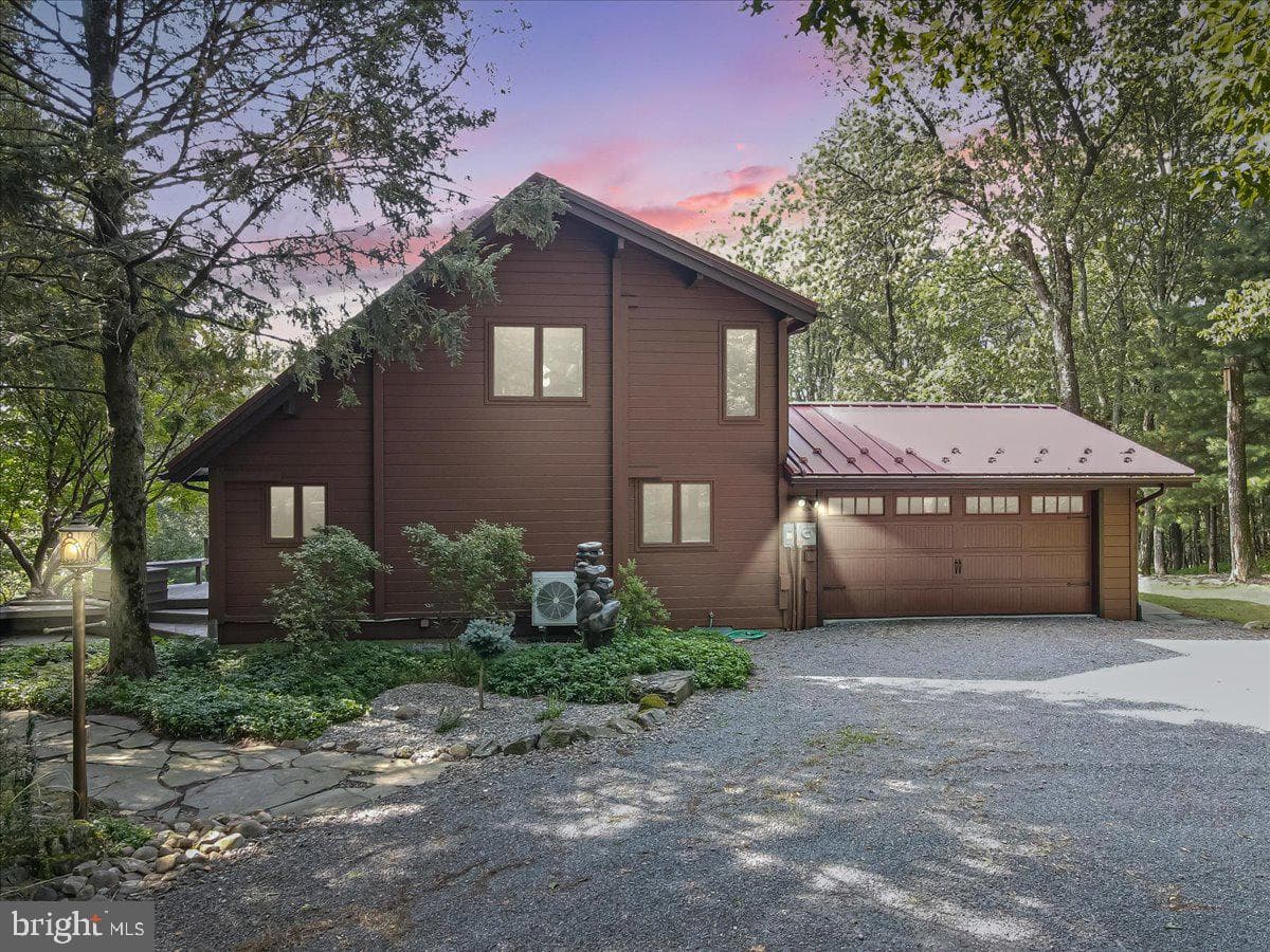 141 Longview Drive photo 4