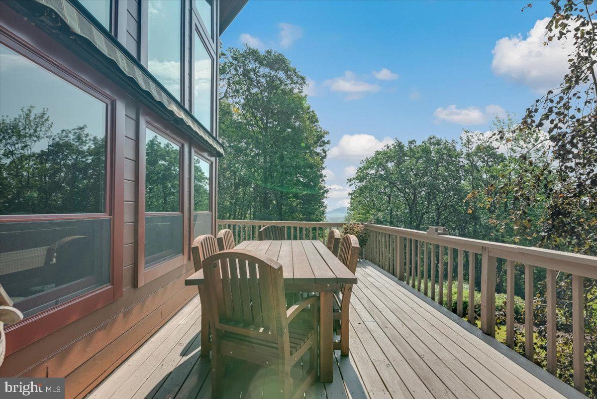 141 Longview Drive photo 69
