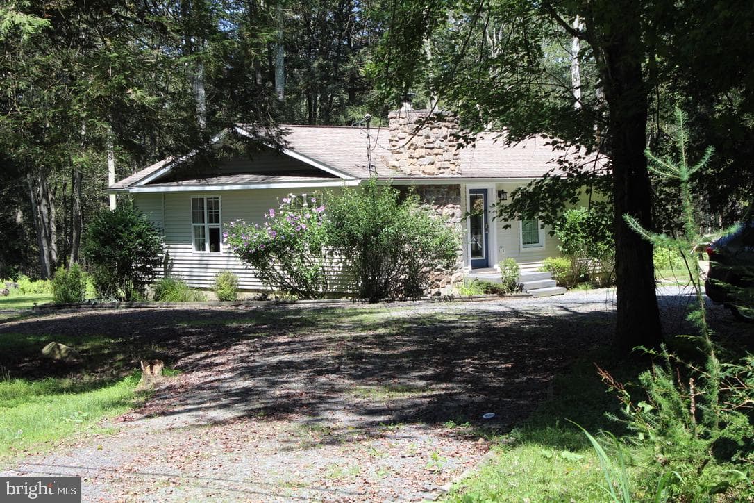 226 George Drive photo 3