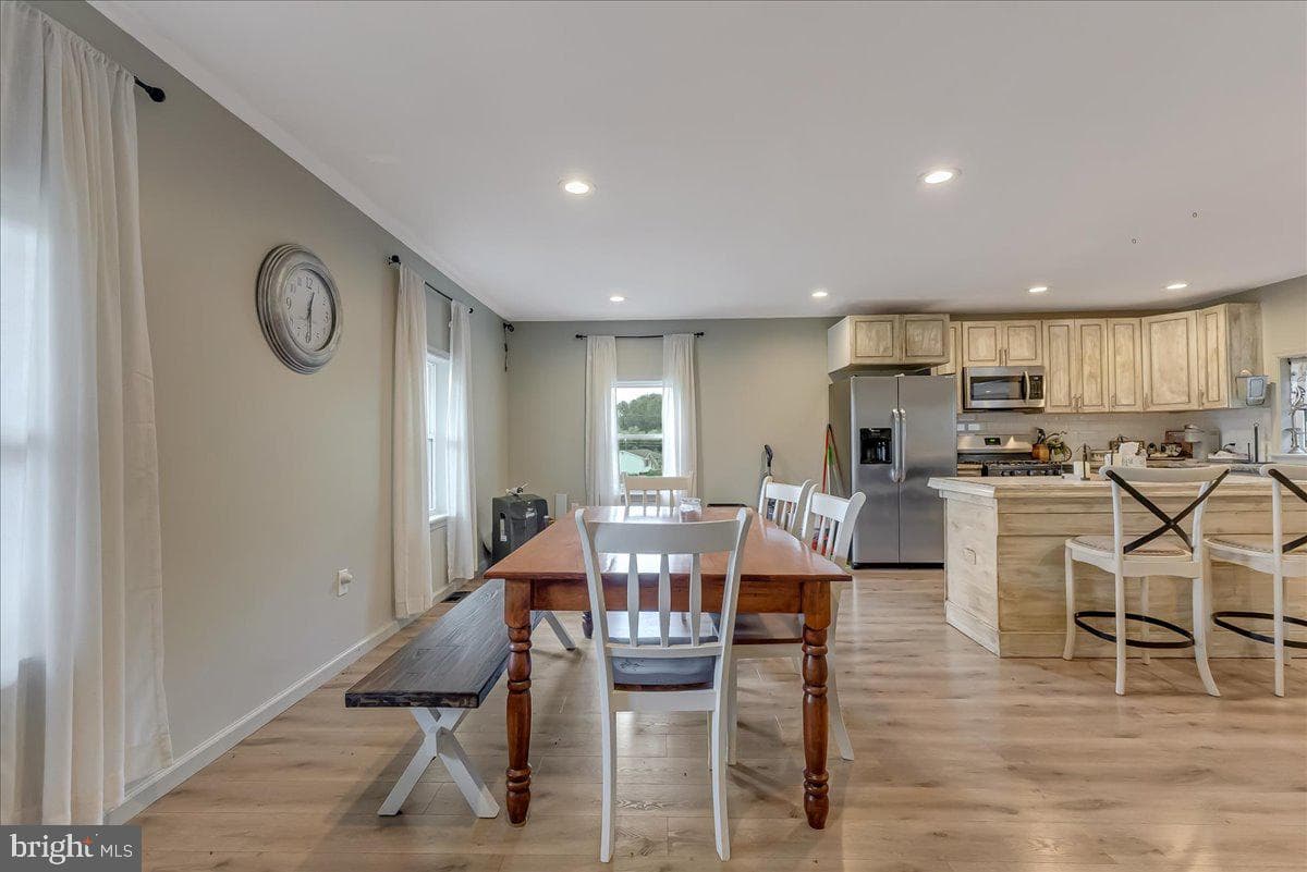 119 Rolling View Drive photo 16