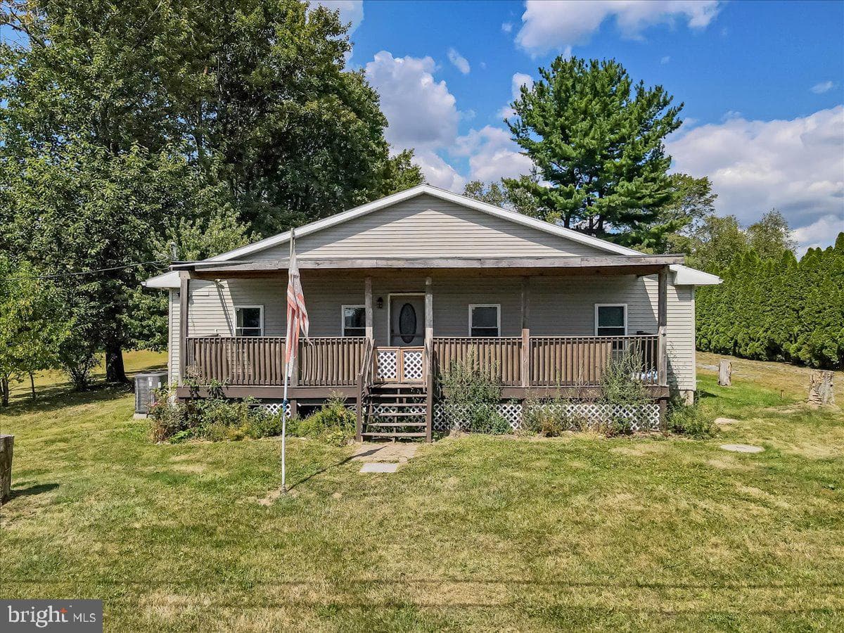 119 Rolling View Drive photo 2