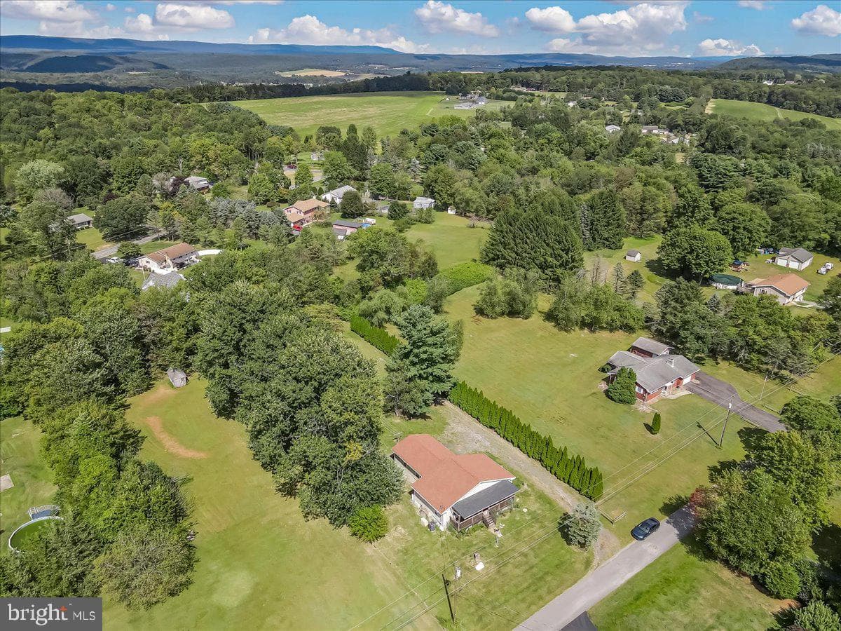 119 Rolling View Drive photo 64