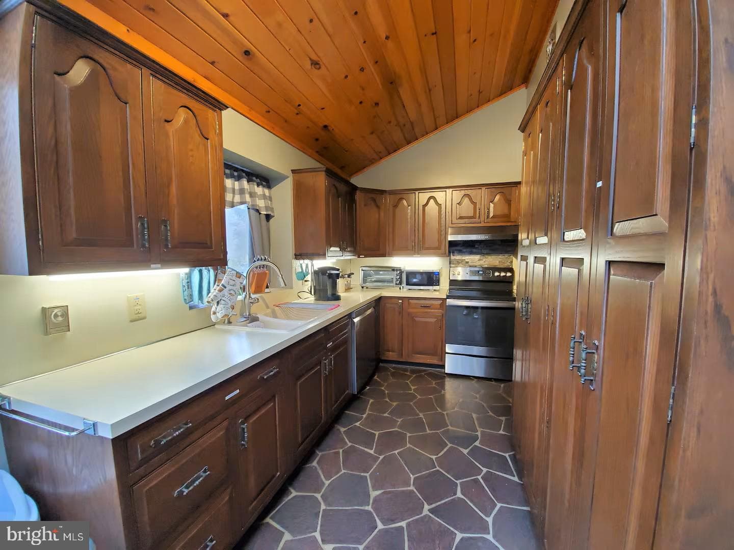 1271 Kilmer Road photo 12